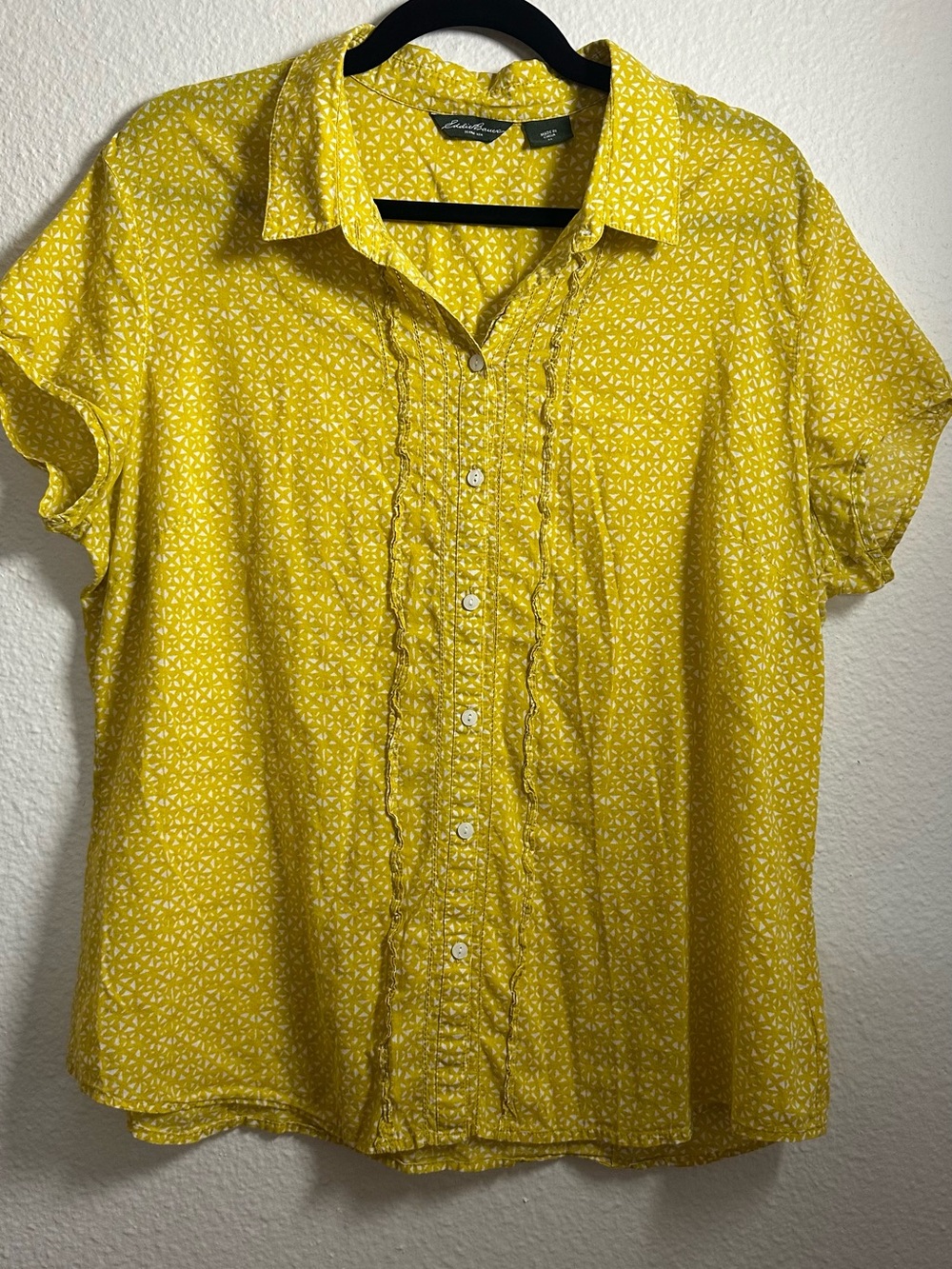 Eddie Bauer Yellow Short-Sleeve Ruffle-Trim Button Down Shirt